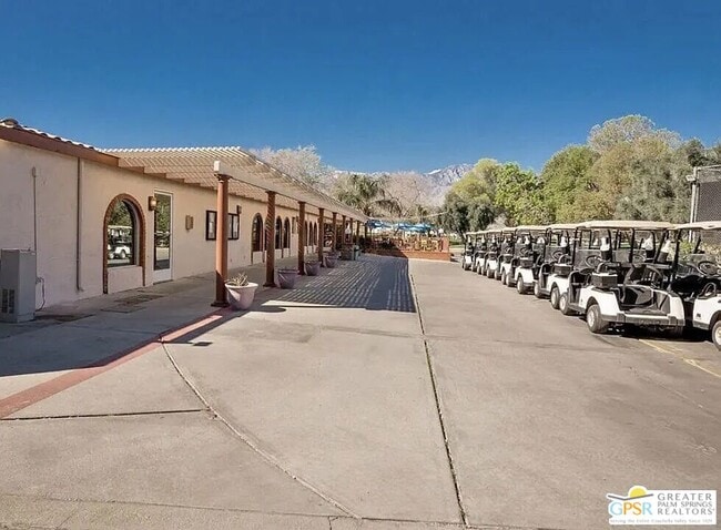 Building Photo - 20 Vía Valverde