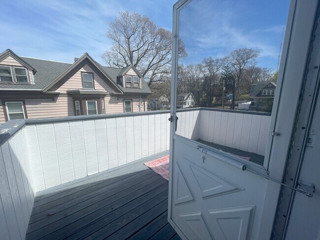 Building Photo - 1145 Boylston St