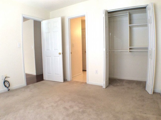 Building Photo - 122 Brushy Hollow Lane