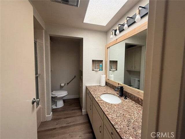 Building Photo - 861 Ronda Mendoza