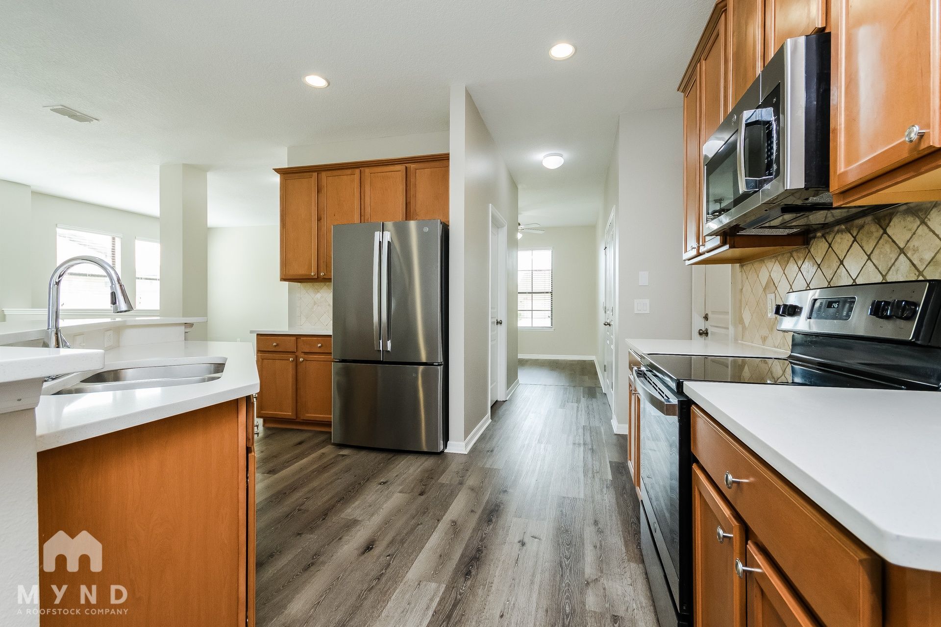 Building Photo - 4592 Sandhurst St