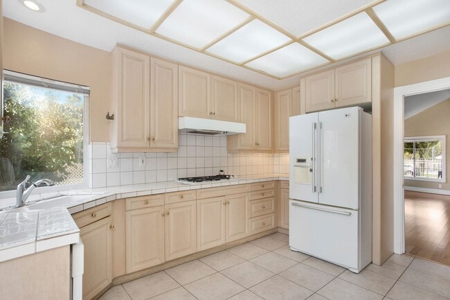 Building Photo - Highly desirable 2/2 Single-Level Village Laguna Niguel Heights home for lease