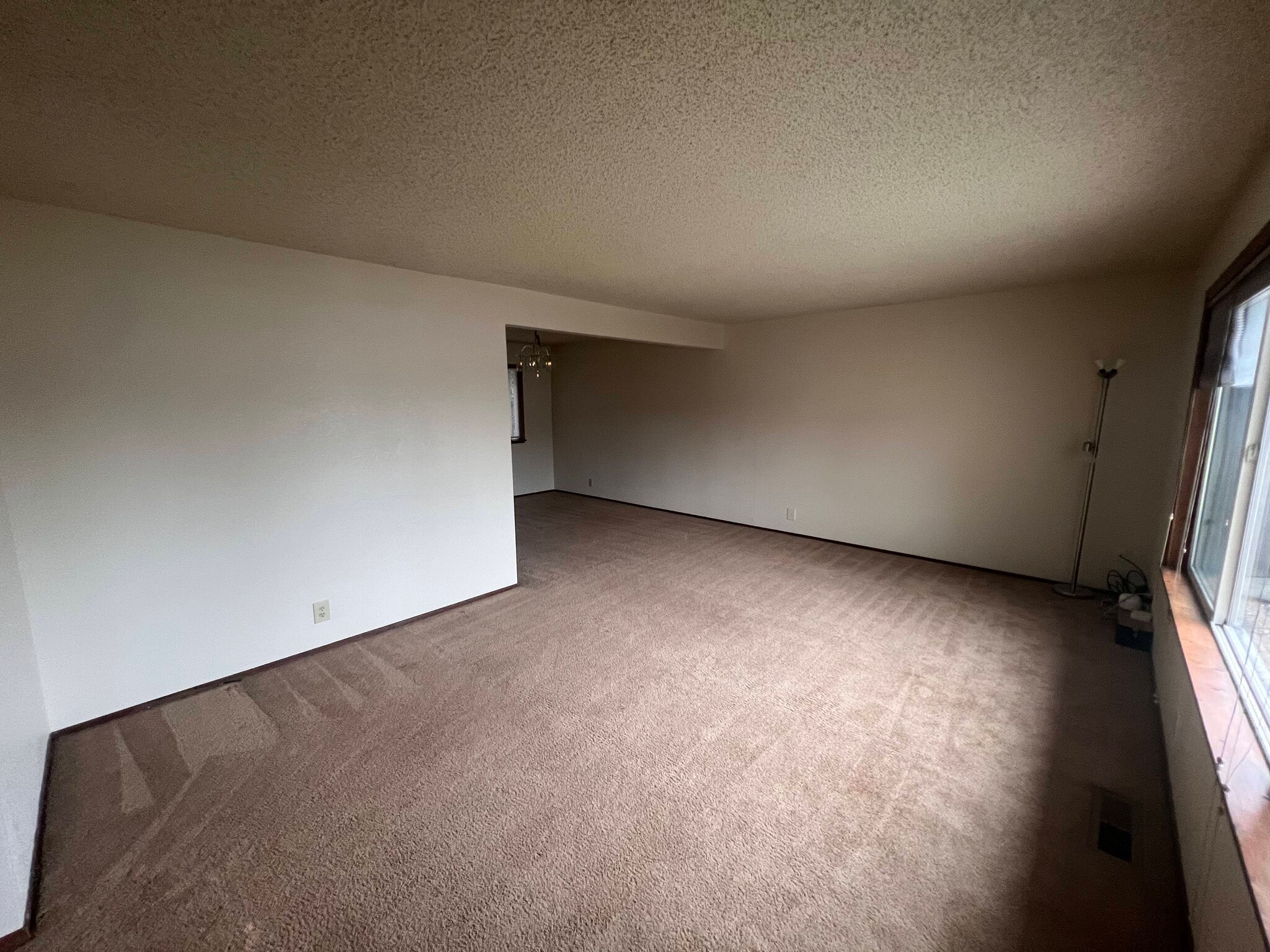 Building Photo - 4410 Hampton Ct