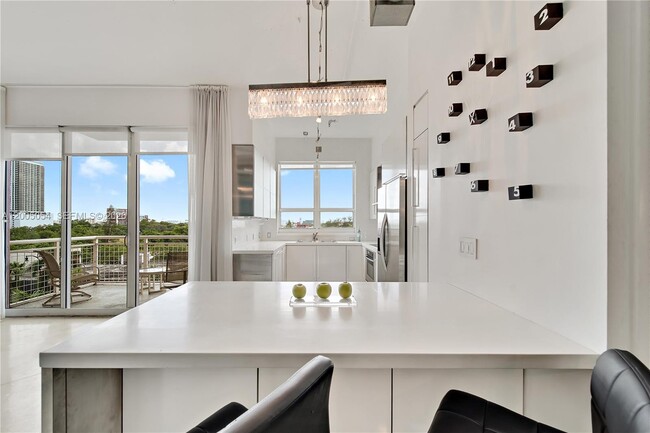 Building Photo - 2001 S Biscayne Blvd