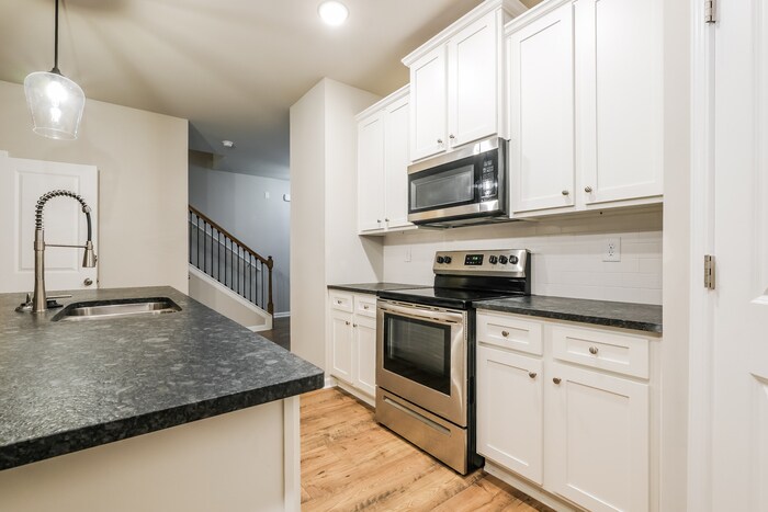 Building Photo - 1239 Spring Marsh Ct NE