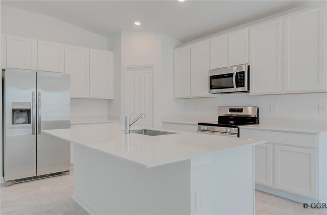 Building Photo - 5011 Worchester Dr