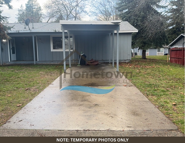 Building Photo - 2711 N 10th Pl