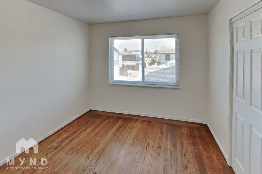Building Photo - 538 Madison Ave