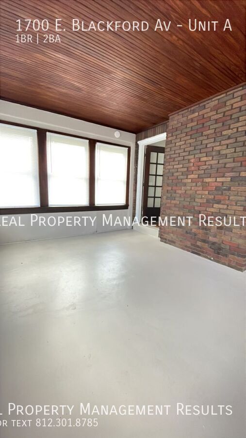 Building Photo - 1700 E Blackford Ave