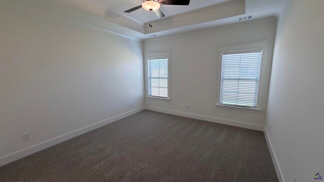 Building Photo - 531 Bristleleaf Path