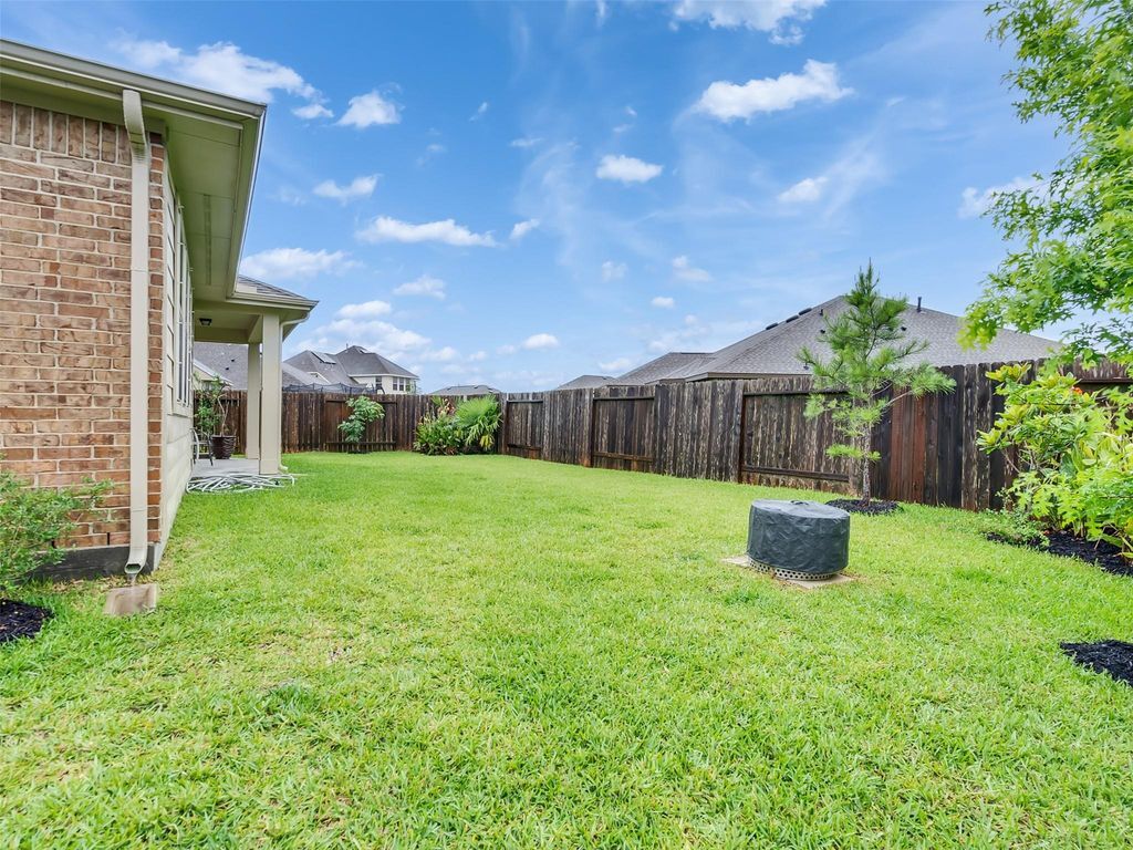 Building Photo - 1807 Oakdale Mist Dr