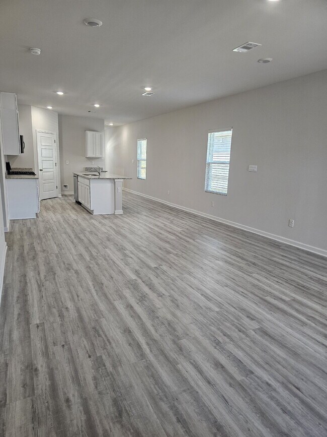 Building Photo - "New Construction 4-Bed Gem on Renova Drive in Pelican Lakes! Near LSU!