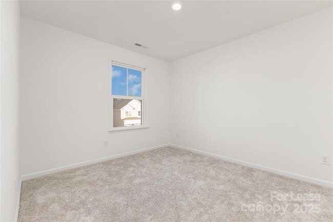 Building Photo - 14040 Lake Home Ln