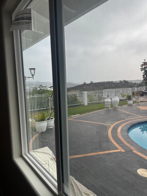 Building Photo - 903 Regal Canyon Dr