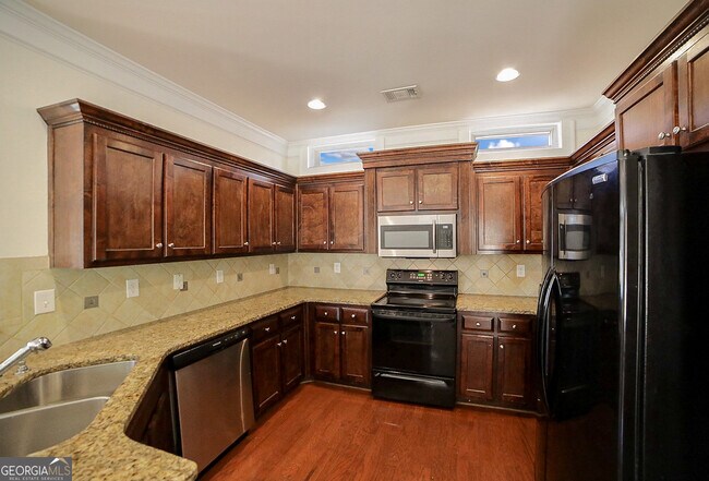 Building Photo - 104 Putters Dr