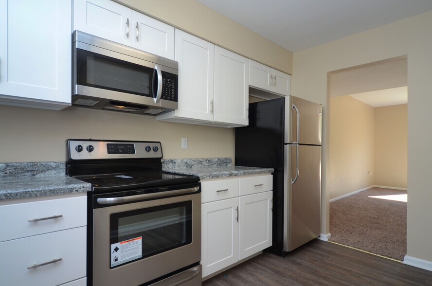 Building Photo - 121 Westfield Dr
