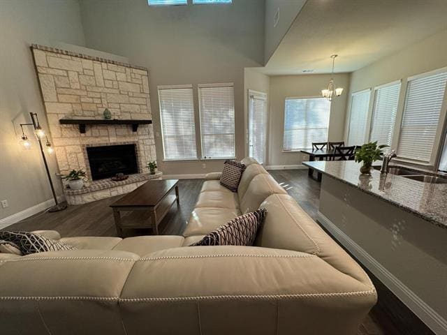 Building Photo - 1204 Sundrop Dr