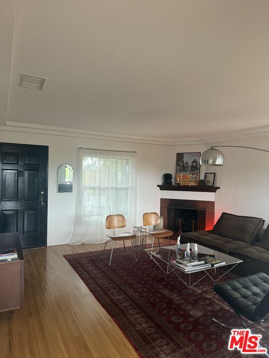 Building Photo - 2035 Park Dr