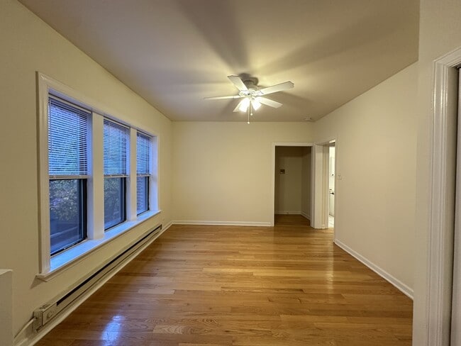 Building Photo - 3828.5 N Fremont St