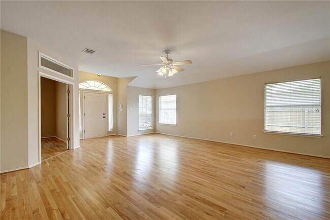 Building Photo - 1415 Coral Cay Ln