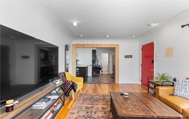 Building Photo - 111 S Perry St