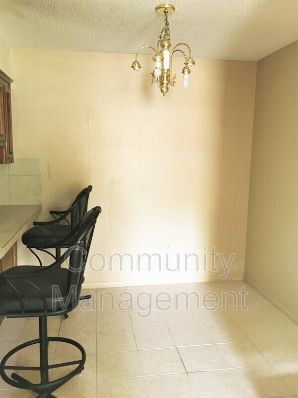 Building Photo - 7743 Bles Ave