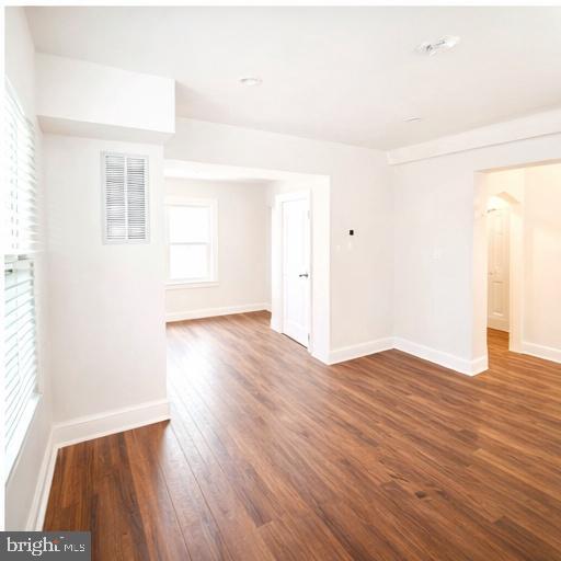 Building Photo - 2607 Hamlin St NE