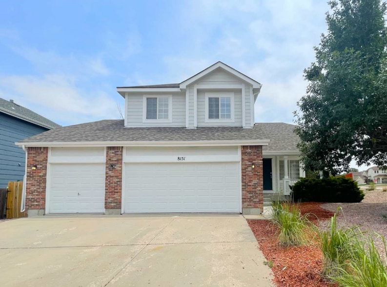 Primary Photo - 8153 Meadowcrest Dr