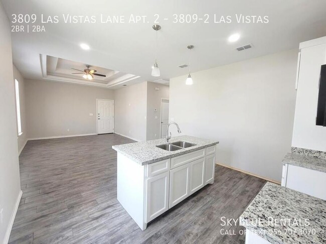 Building Photo - 3809 Las Vistas Ln