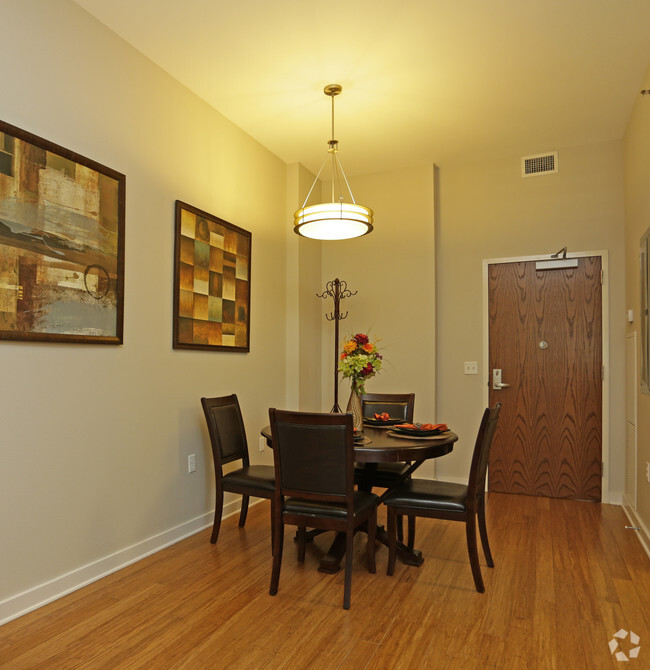 Building Photo - Village de Jardin - Senior Facility 55+