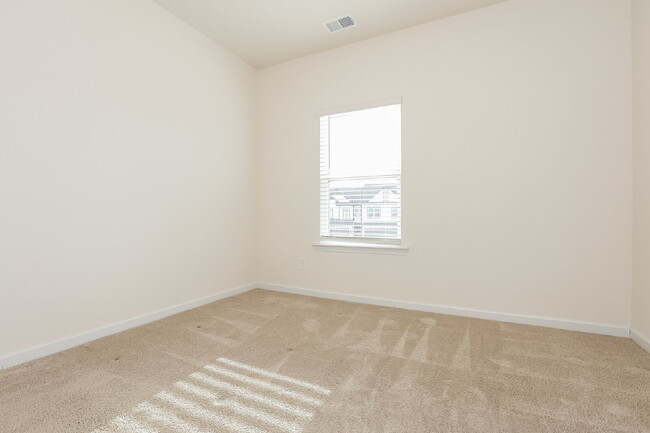 Building Photo - 36 Felton Pl