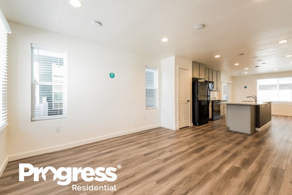 Building Photo - 4735 N Tower Dr