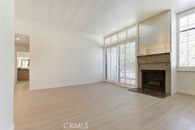 Building Photo - 10470 Riverside Dr