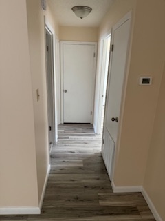 Hallway/Linen Closet - 2204 South St