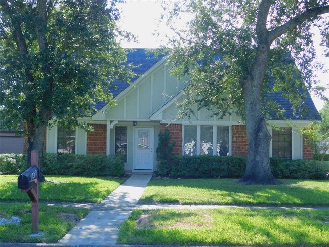 Primary Photo - 11430 Sagemeadow Ln