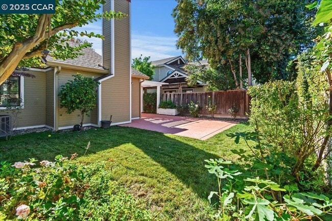 Building Photo - 1156 Tiffany Ln