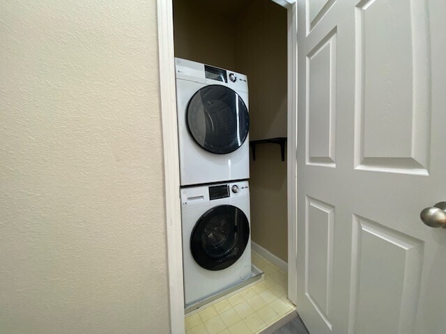 Building Photo - Charming 3-Bedroom, 2.5-Bath, 1,453 Sq. Ft...