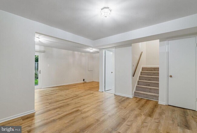 Building Photo - 7481 Jayhawk St