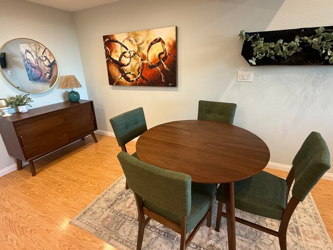 Building Photo - 1440 Veteran Ave