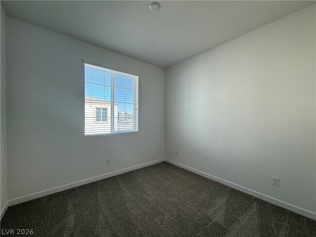 Building Photo - 6181 Gdn Crst St
