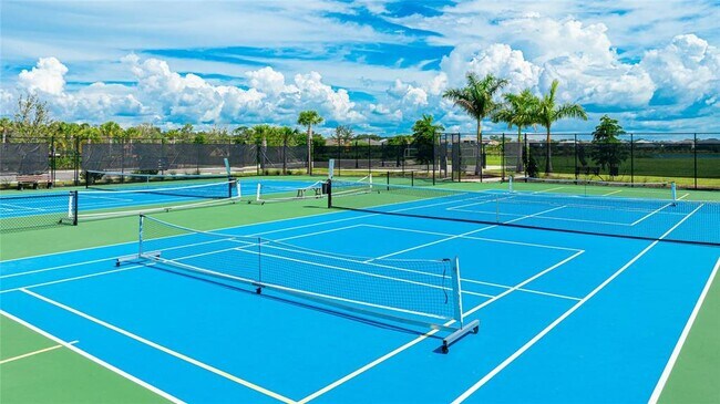 Building Photo - 8440 Skye Rnch Blvd