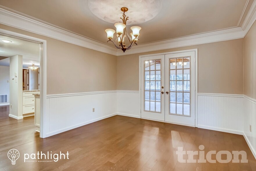 Building Photo - 812 Duffy Ct