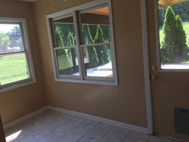 Office - 4912 Angelia Dr