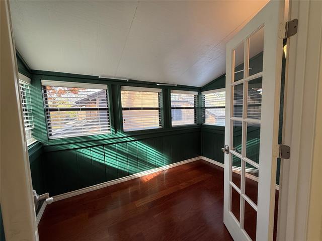 Building Photo - 3175 Golden Oak Ct