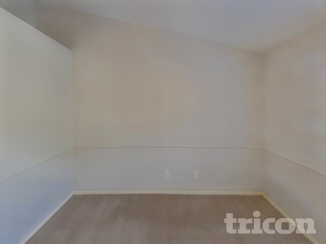 Building Photo - 2601 Country Creek Ln