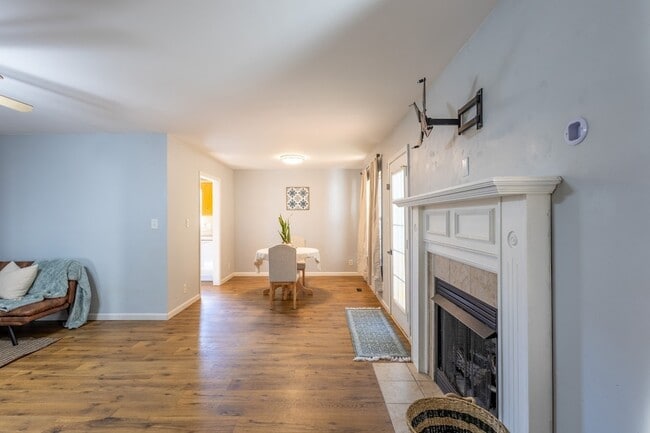 Building Photo - 356 Andrew Dr