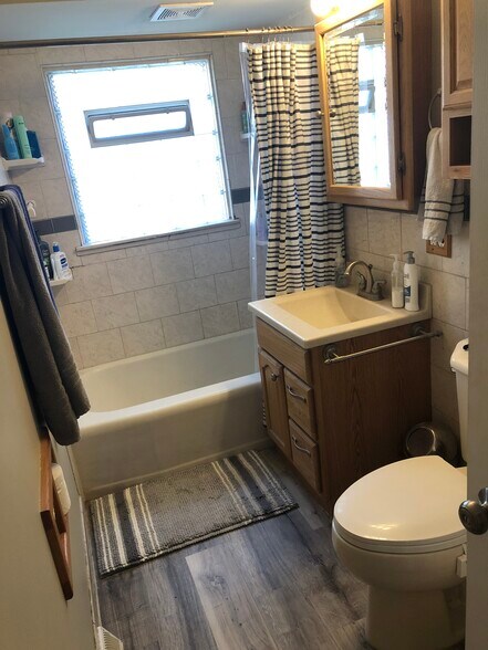 Bathroom - 3541 S Chase Ave