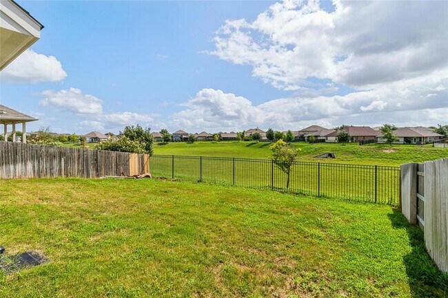 Building Photo - 420 Blue Oak Blvd