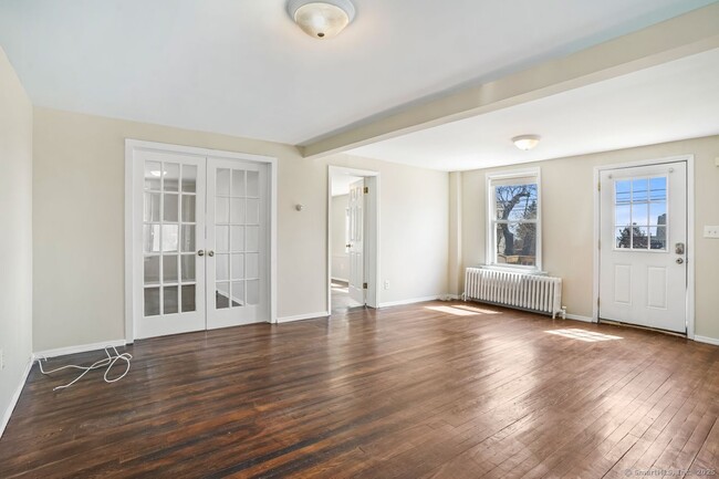 Building Photo - 139 Edgefield Ave