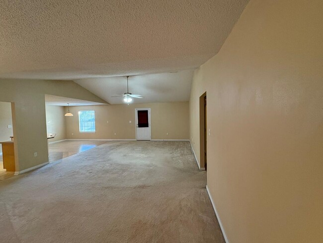 Building Photo - 3326 Skywagon Dr